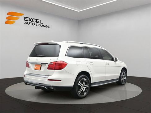Used 2016 Mercedes-Benz GL 450 4MATIC w/ Premium I Package image 5