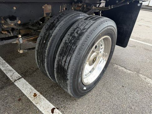 Used 2023 Ford F550 4x4 SuperCab Super Duty image 14