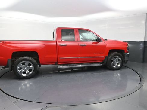 Used 2018 Chevrolet Silverado 1500 LTZ w/ Sport Package AWD/4WD image 12