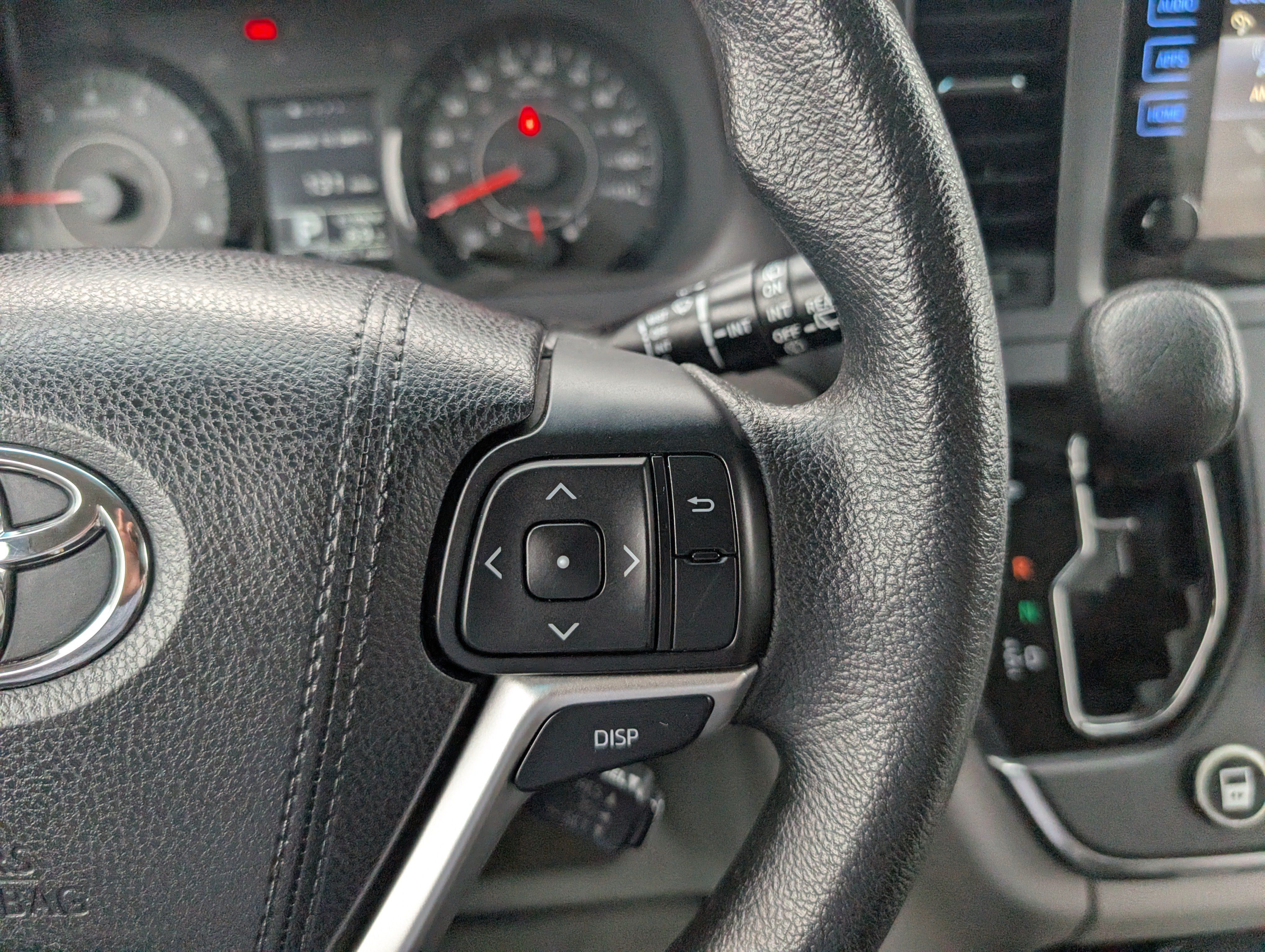 Used 2015 Toyota Sienna LE FWD image 17