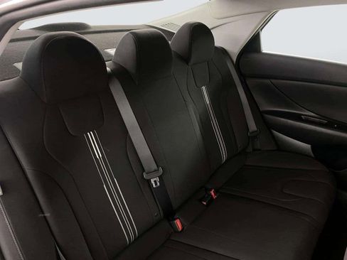 Used 2024 Hyundai Elantra SEL image 30