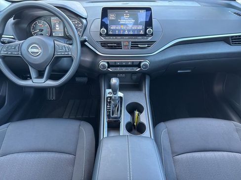 Certified 2025 Nissan Altima 2.5 S image 15