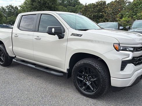 New 2026 Chevrolet Silverado 1500 RST w/ RST All Star Premium Package AWD/4WD image 3