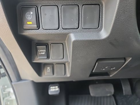 New 2026 Nissan Frontier SV image 14