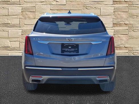 Used 2021 Cadillac XT5 Premium Luxury image 3