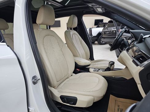 Used 2017 BMW X1 xDrive28i image 21