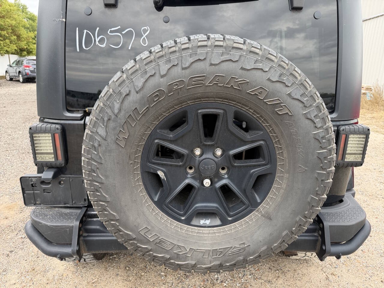 Used 2016 Jeep Wrangler Unlimited Sahara AWD/4WD image 24
