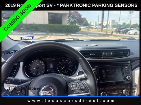 Used 2019 Nissan Rogue Sport SV w/ Technology Package FWD image 8