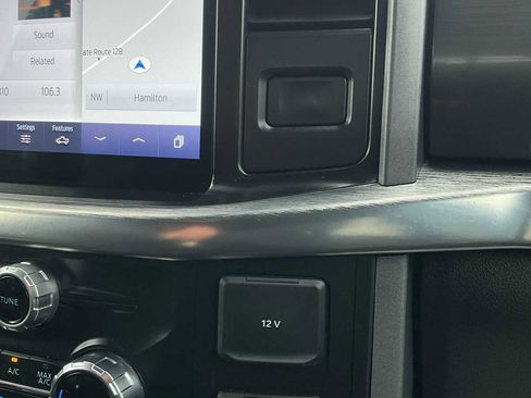 Used 2023 Ford F150 Lariat image 34