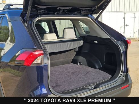 Used 2024 Toyota RAV4 XLE Premium FWD image 33