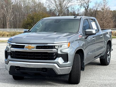 Used 2024 Chevrolet Silverado 1500 LT w/ All Star Edition Plus image 3