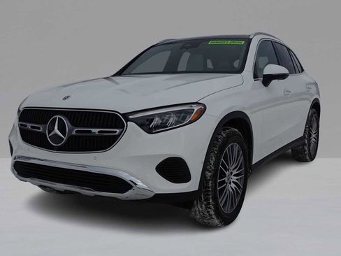 Used 2026 Mercedes-Benz GLC 300 4MATIC image 1