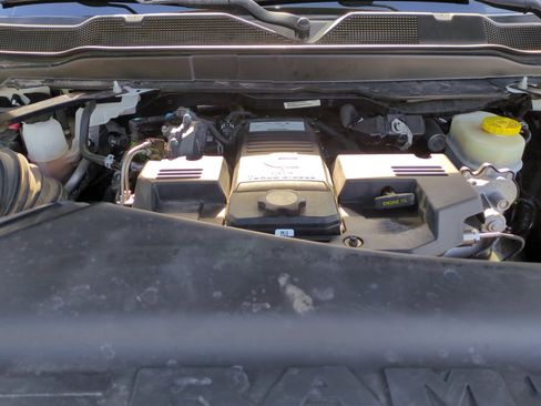 Used 2022 RAM 2500 Big Horn image 22