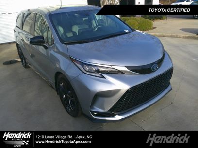 Used 2021 Toyota Sienna XSE