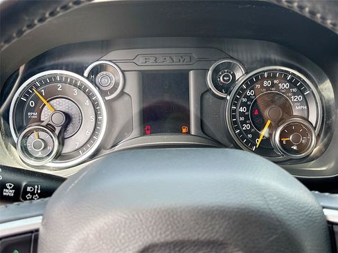 Used 2021 RAM 1500 Big Horn RWD image 12