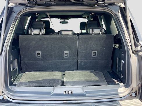 Used 2022 Ford Expedition Platinum image 26