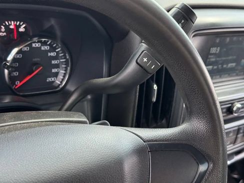 Used 2018 Chevrolet Silverado 1500 Custom w/ Custom Convenience Package AWD/4WD image 26