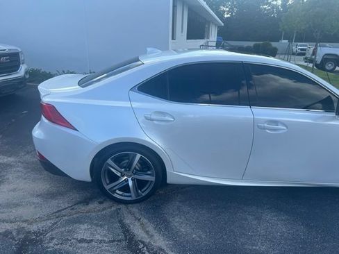 Used 2018 Lexus IS 300 AWD w/ Comfort Package image 4