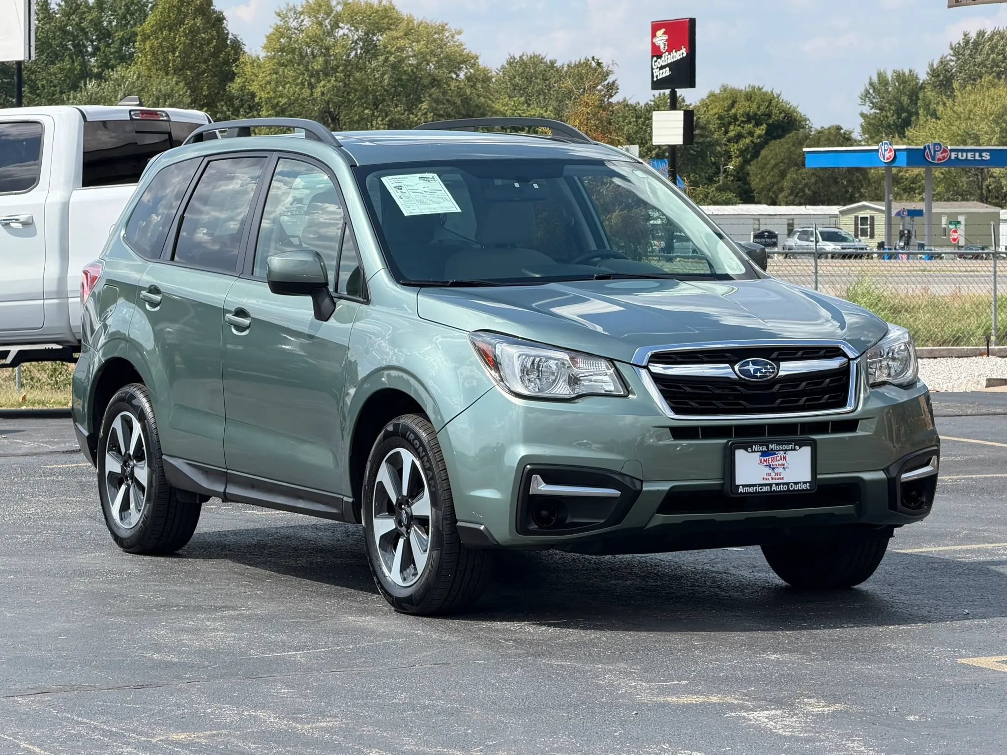 Used 2018 Subaru Forester 2.5i Premium w/ All-Weather Package AWD/4WD image 99