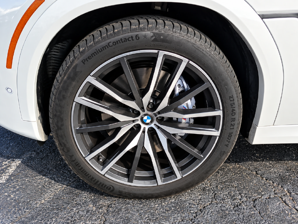 Used 2020 BMW X6 M50i w/ Executive Package AWD/4WD image 13