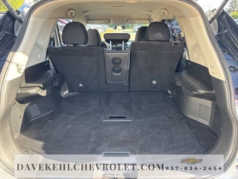 Used 2018 Nissan Rogue S image 20