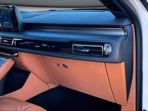 Used 2025 Lincoln Aviator Black Label w/ Black Label Special Edition image 26