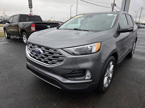 Certified 2024 Ford Edge Titanium image 4