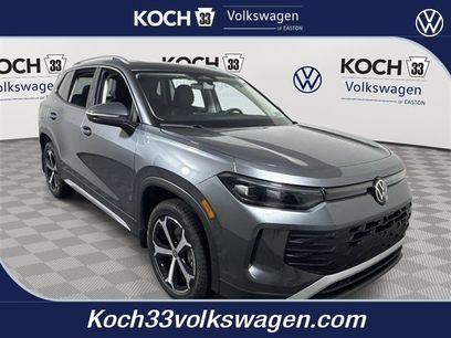 New 2025 Volkswagen Tiguan SE