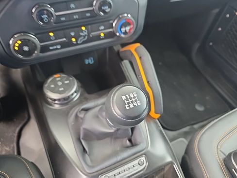 Used 2022 Ford Bronco Badlands AWD/4WD image 18