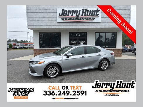 Used 2020 Toyota Camry XLE w/ Driver Assist Package FWD image 1
