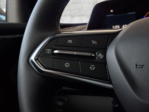 New 2026 Chevrolet Traverse High Country image 23