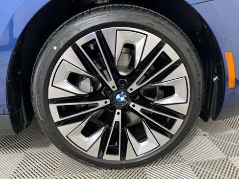 Used 2026 BMW 530i xDrive w/ Premium Package AWD/4WD image 24