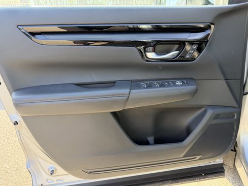 Used 2023 Honda CR-V EX-L image 12