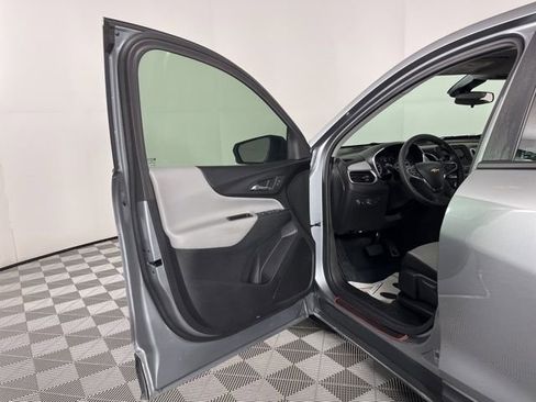 Used 2024 Chevrolet Equinox LS FWD image 16