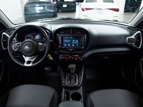 Used 2020 Kia Soul X-Line image 9