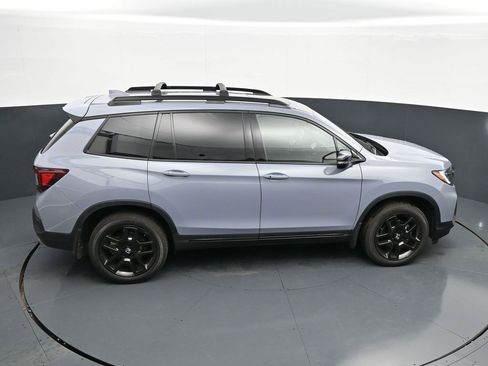 Used 2025 Honda Passport Black Edition image 17
