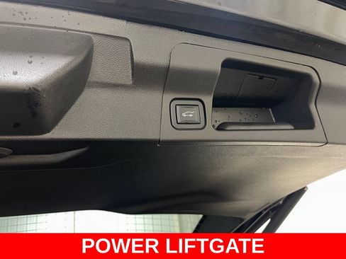 Certified 2023 GMC Acadia Denali w/ Denali Ultimate Package AWD/4WD image 43