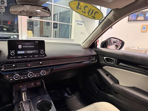 Used 2024 Honda Civic EX-L image 20
