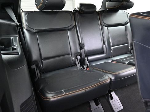 Used 2025 Ford Expedition Tremor AWD/4WD image 30