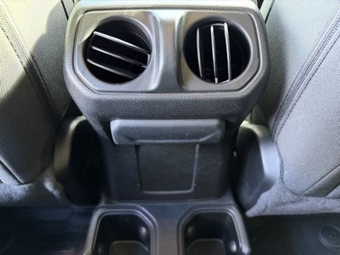 Used 2021 Jeep Wrangler Unlimited Sport image 25