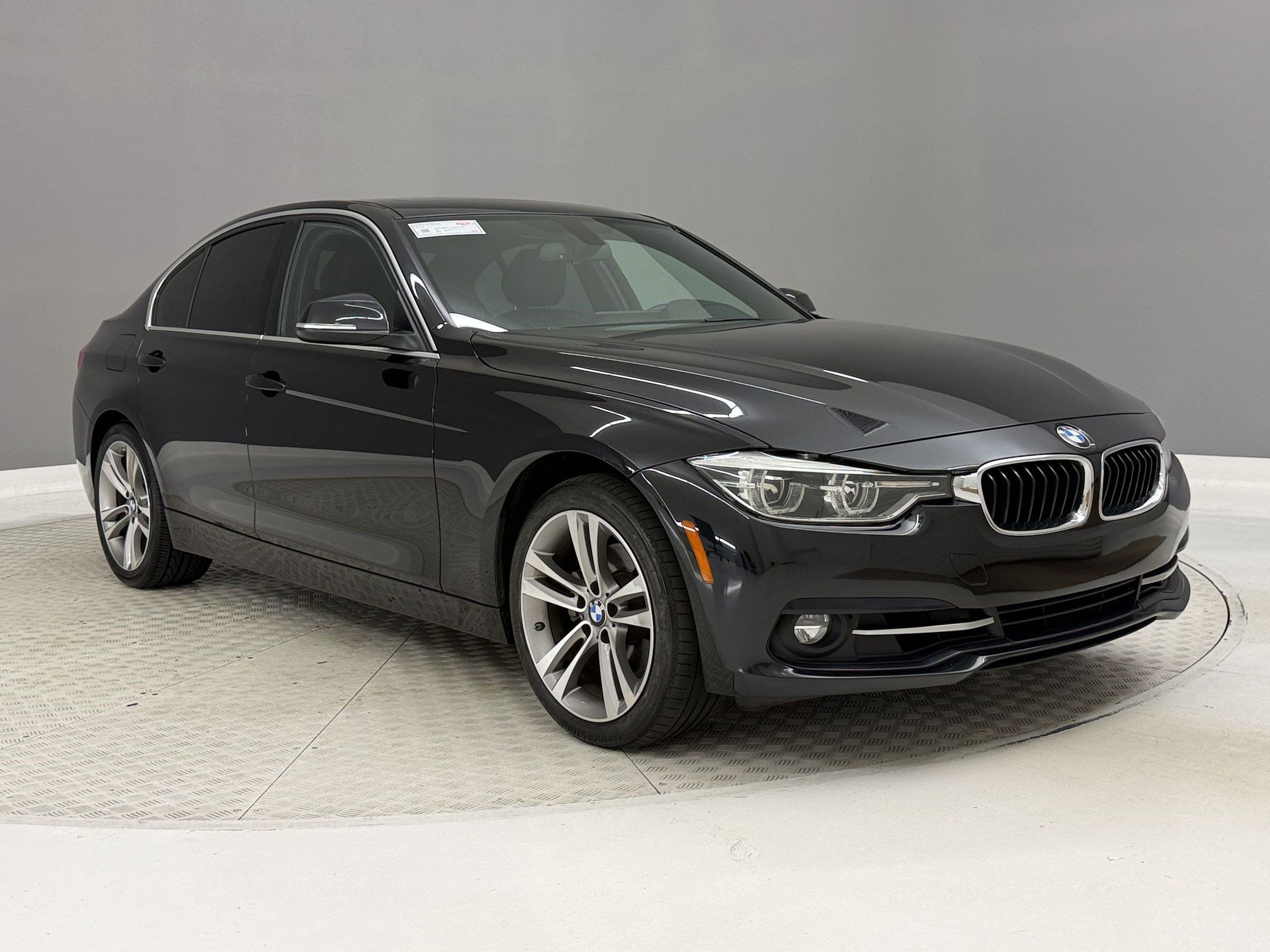 Used 2018 BMW 330i Sedan w/ Convenience Package RWD image 7
