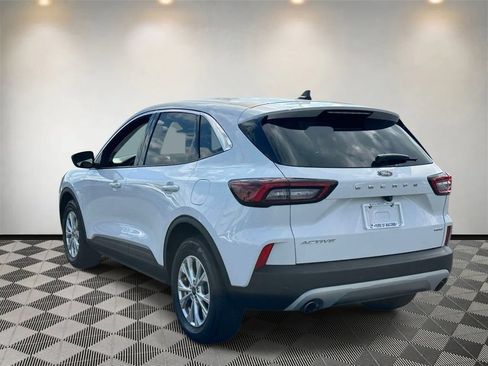 Used 2023 Ford Escape Active w/ Tech Pack #1 AWD/4WD image 5