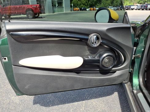 Used 2017 MINI Cooper S FWD image 5