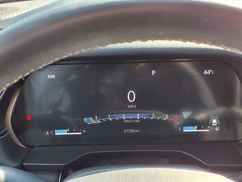 Used 2023 Jeep Grand Cherokee L Limited w/ Luxury Tech Group II image 23