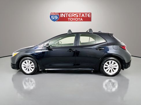 Certified 2025 Toyota Corolla SE w/ SE Package FWD image 4