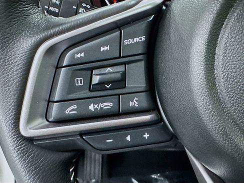 Certified 2025 Subaru Outback Premium AWD/4WD image 8