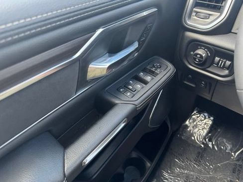Used 2025 RAM 1500 Laramie AWD/4WD image 36