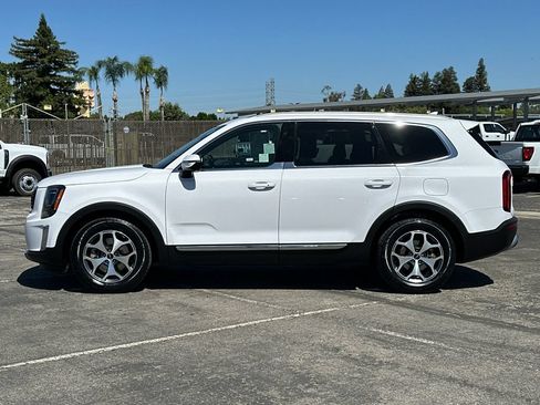 Used 2022 Kia Telluride EX FWD image 6