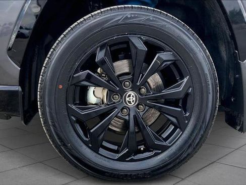 Certified 2024 Toyota RAV4 SE image 11