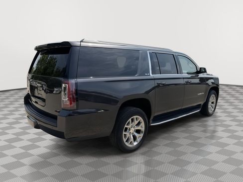 Used 2018 GMC Yukon XL SLE w/ SLE Value Package AWD/4WD image 5